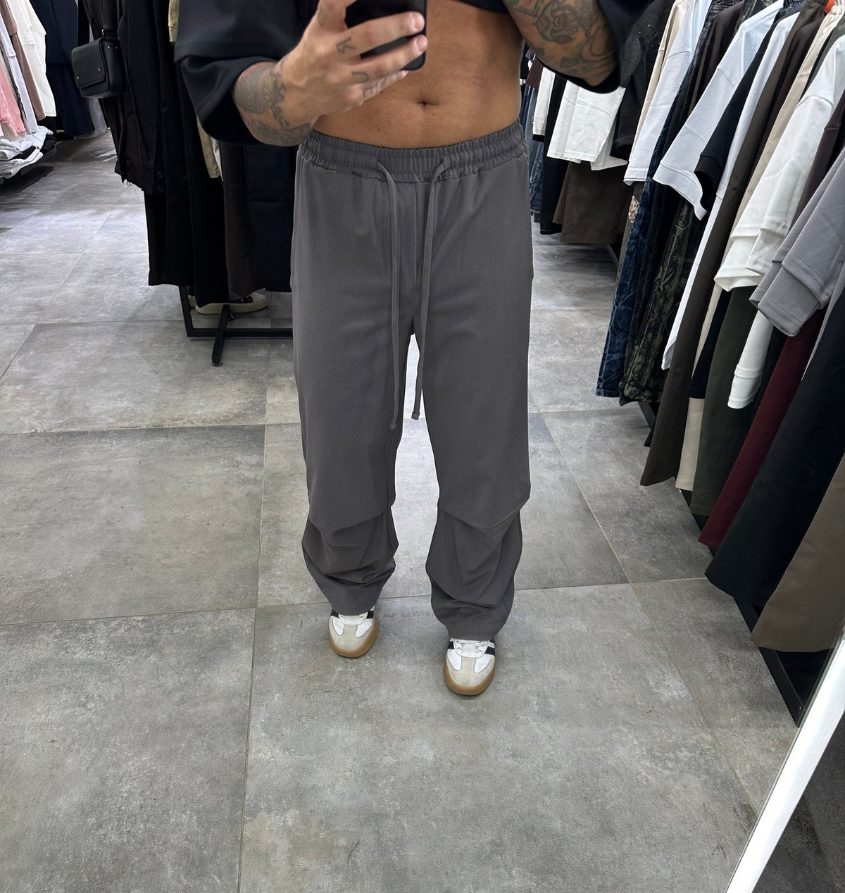 Panta fashion Grey Present day