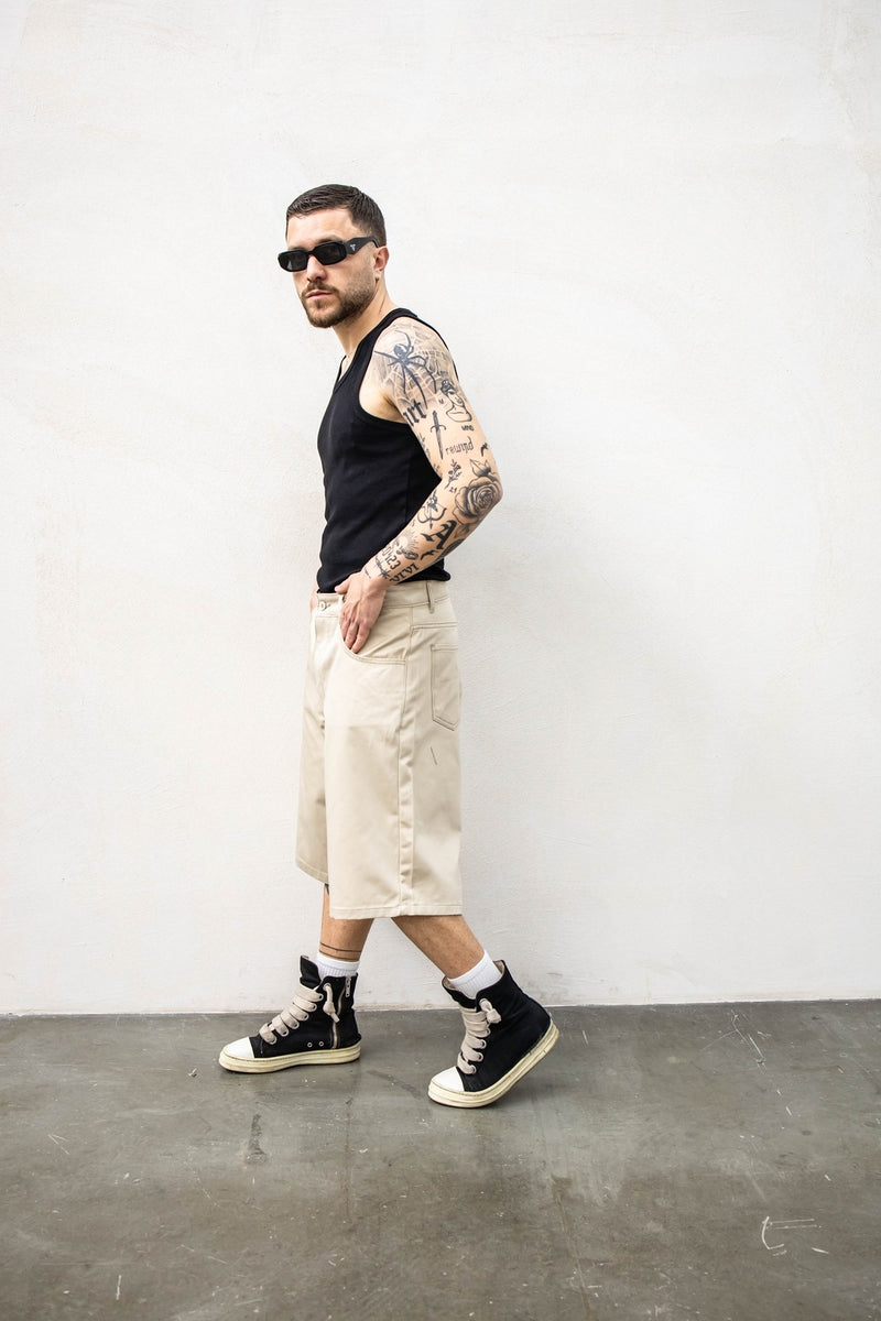 Bermuda America Presentday beige