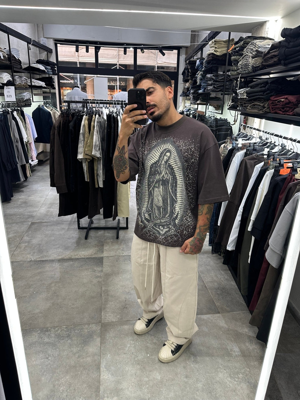 Panta baloon tech beige present day