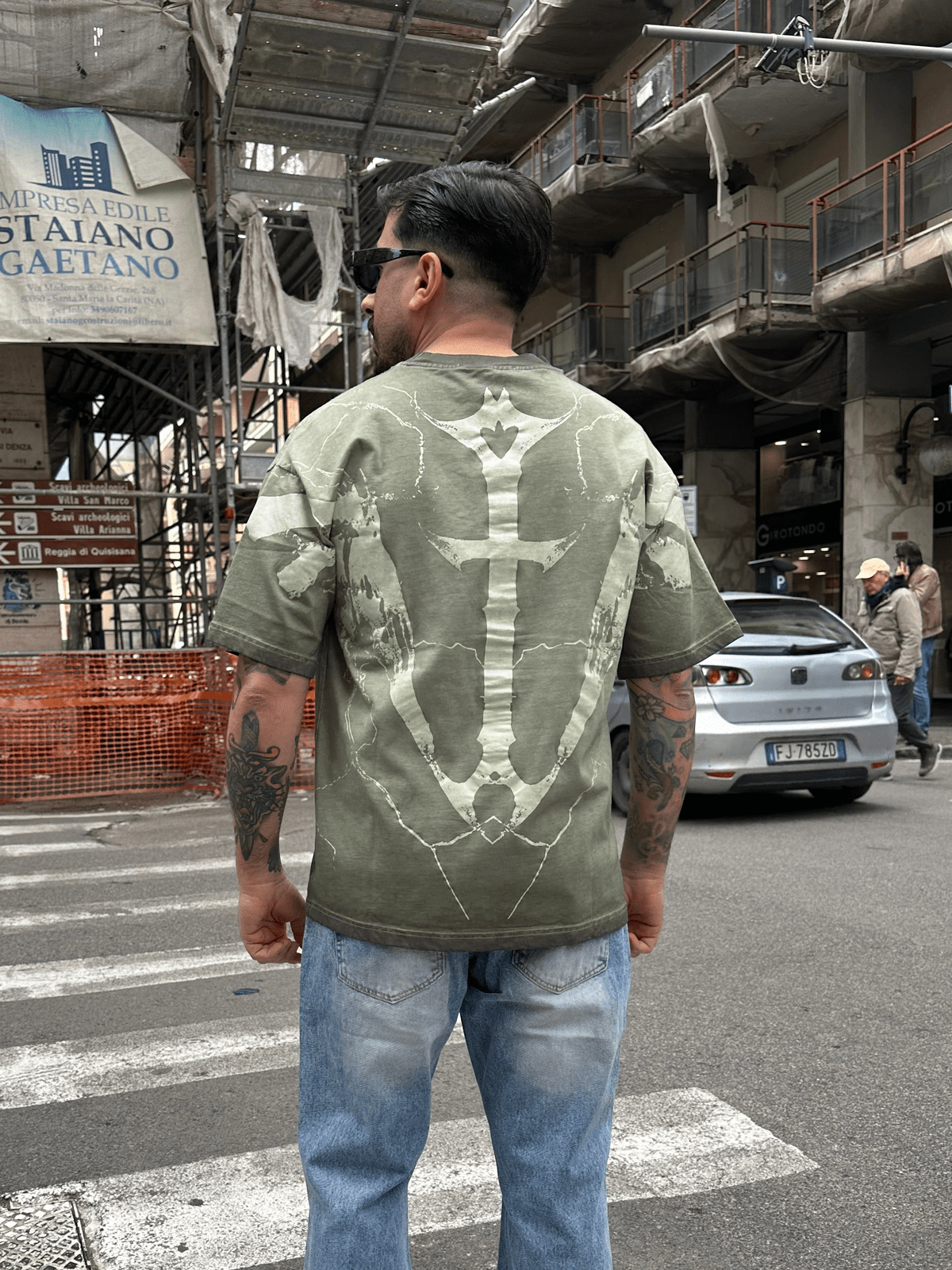 T shirt crosses wash green