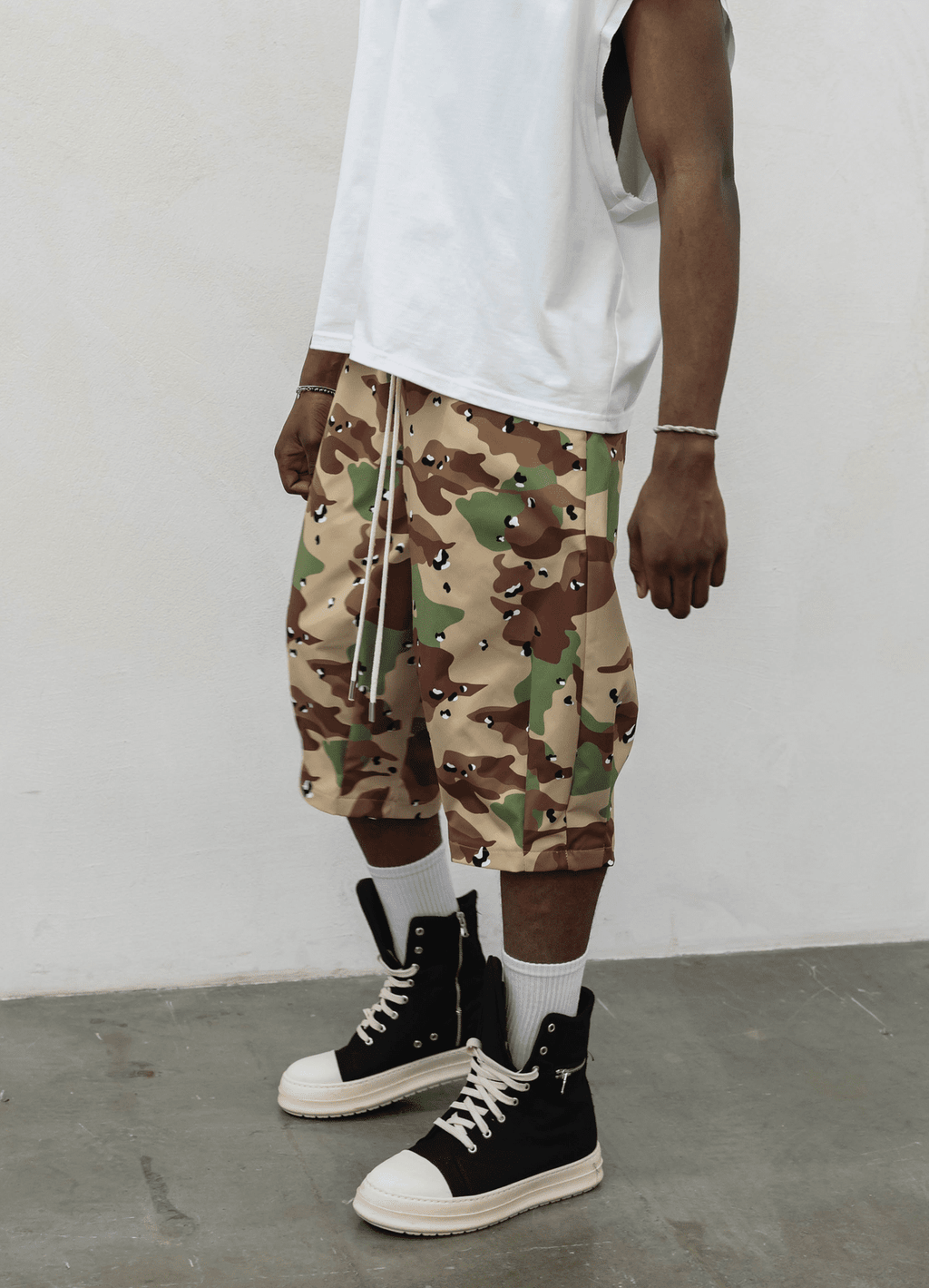 Bermuda tech mimetic present day