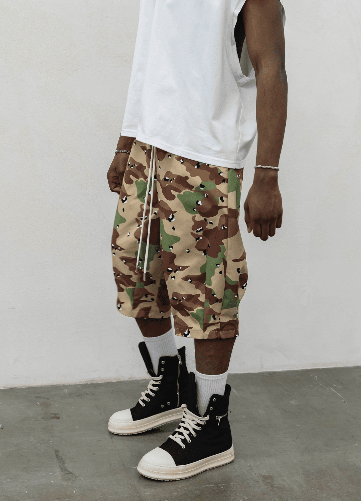 Bermuda tech mimetic present day