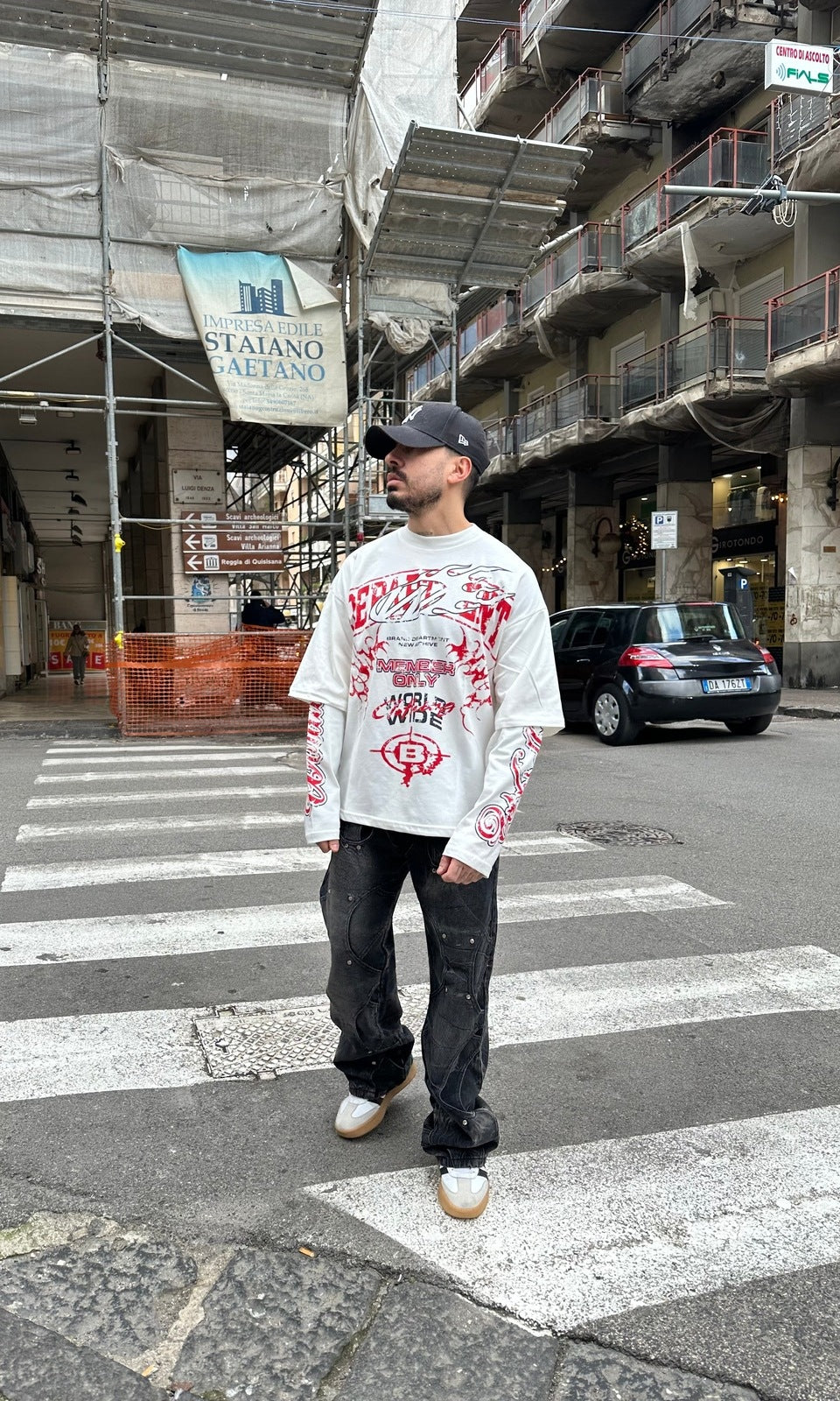 Long sleeve department white