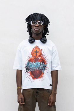T-shirt sacred heart white present day