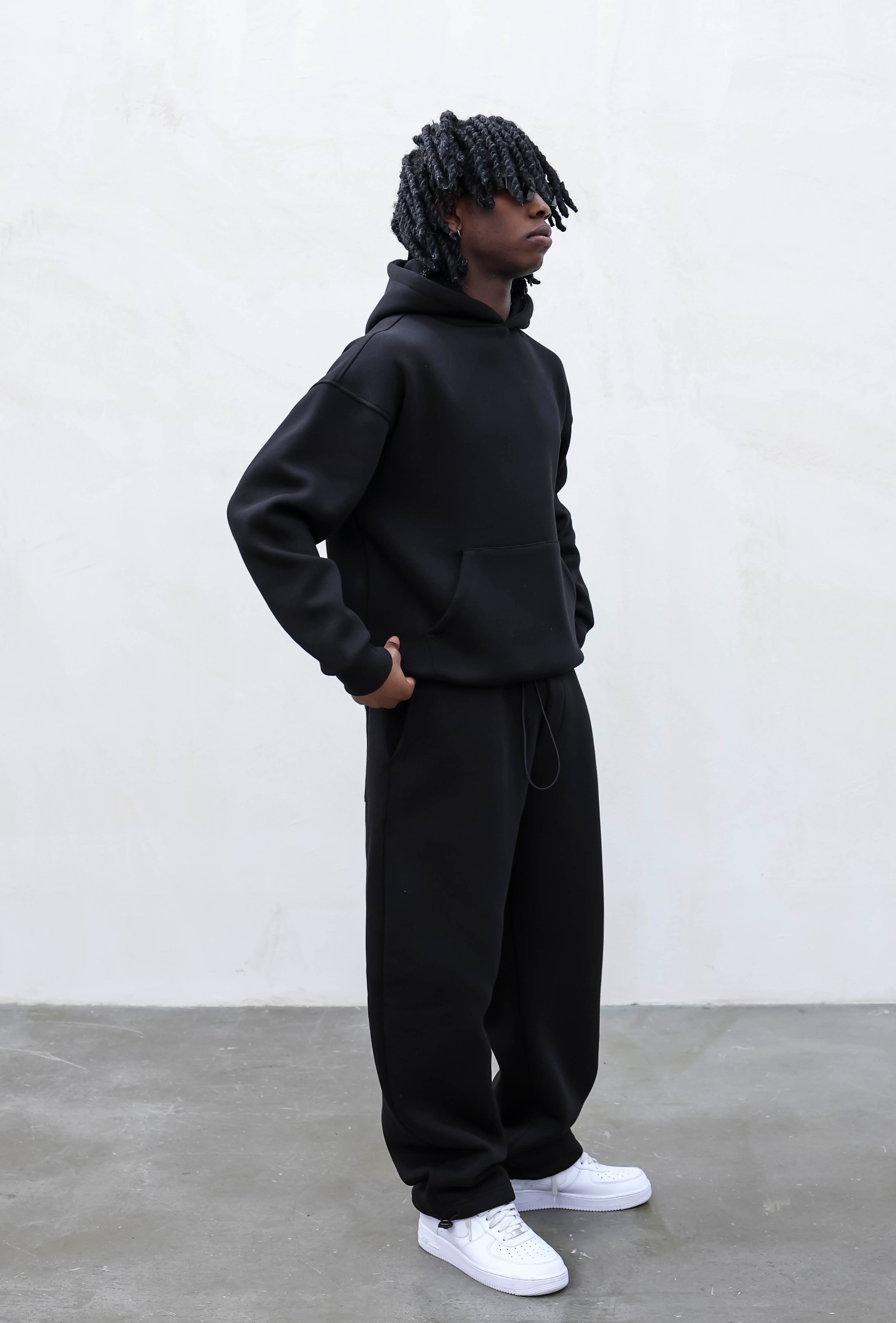 Tracksuit relaxed black present day