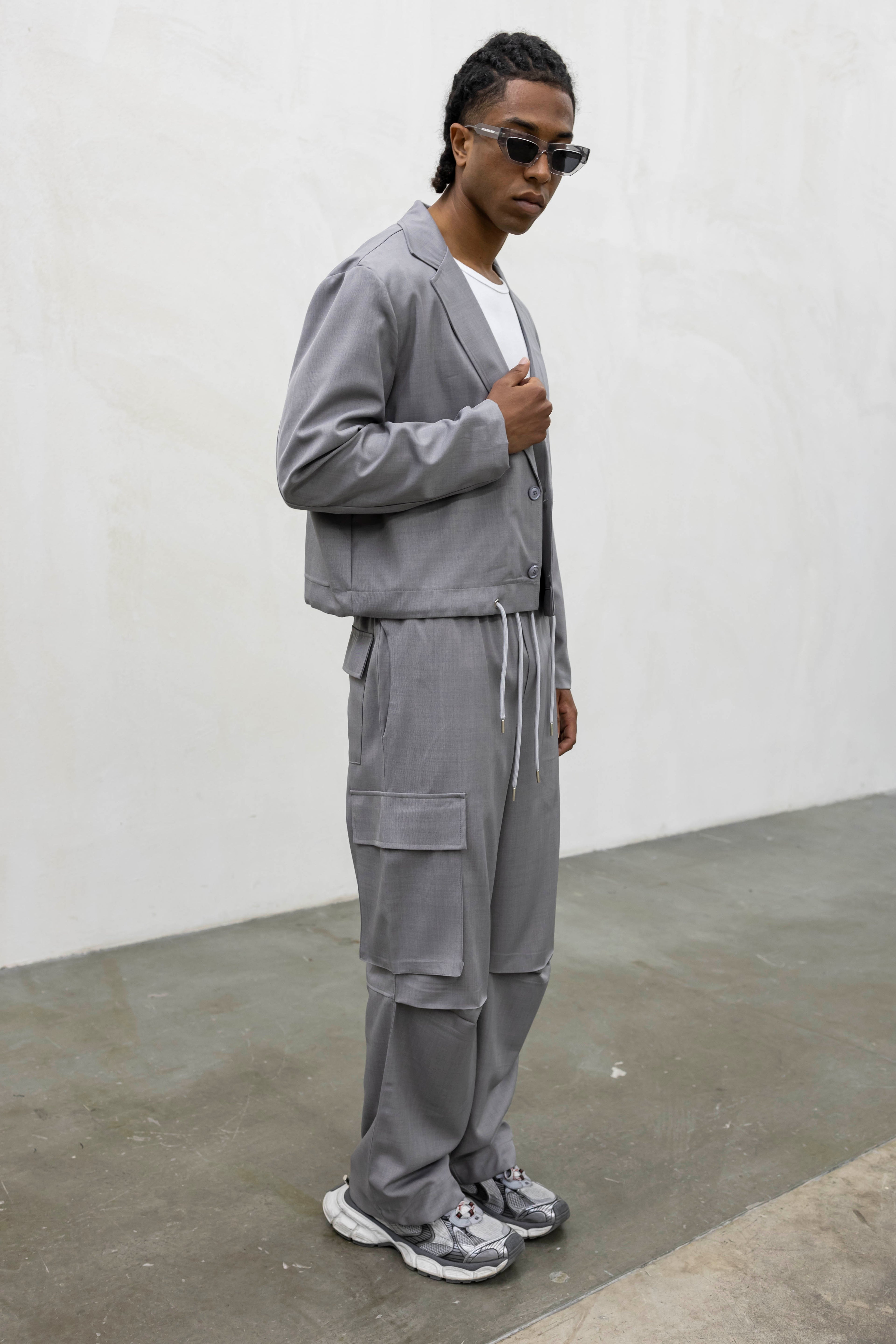 Abito namibia grey present day
