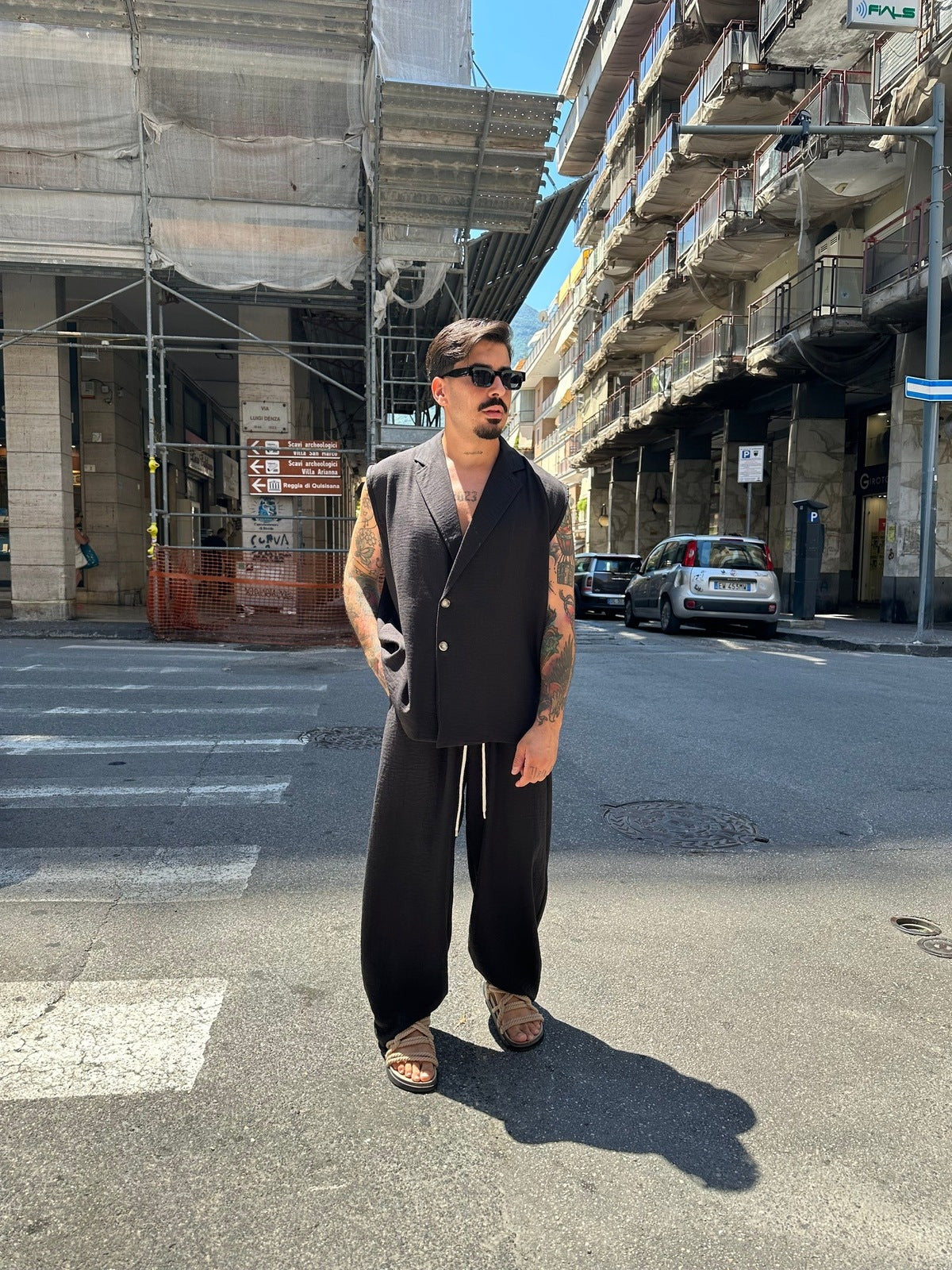 Abito smanicato lino black Tokyo