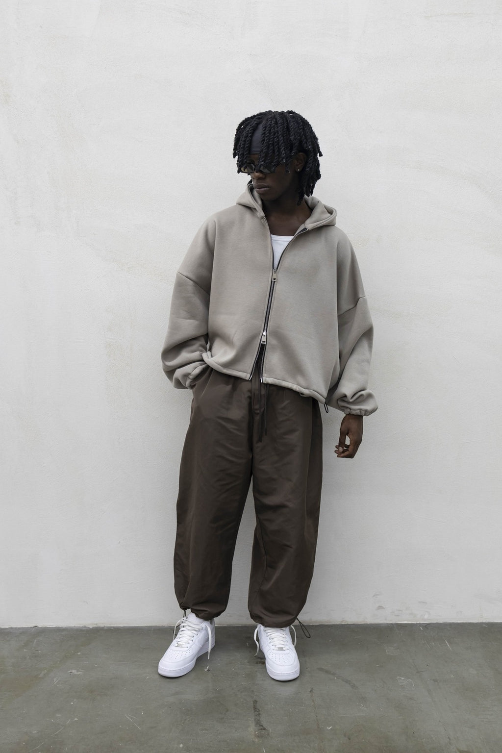 Felpa japan zip present day sabbia