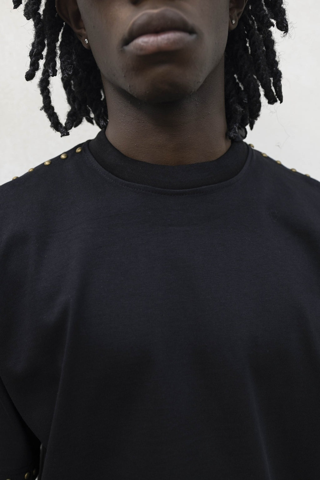 T-shirt crop borchie ott black present day