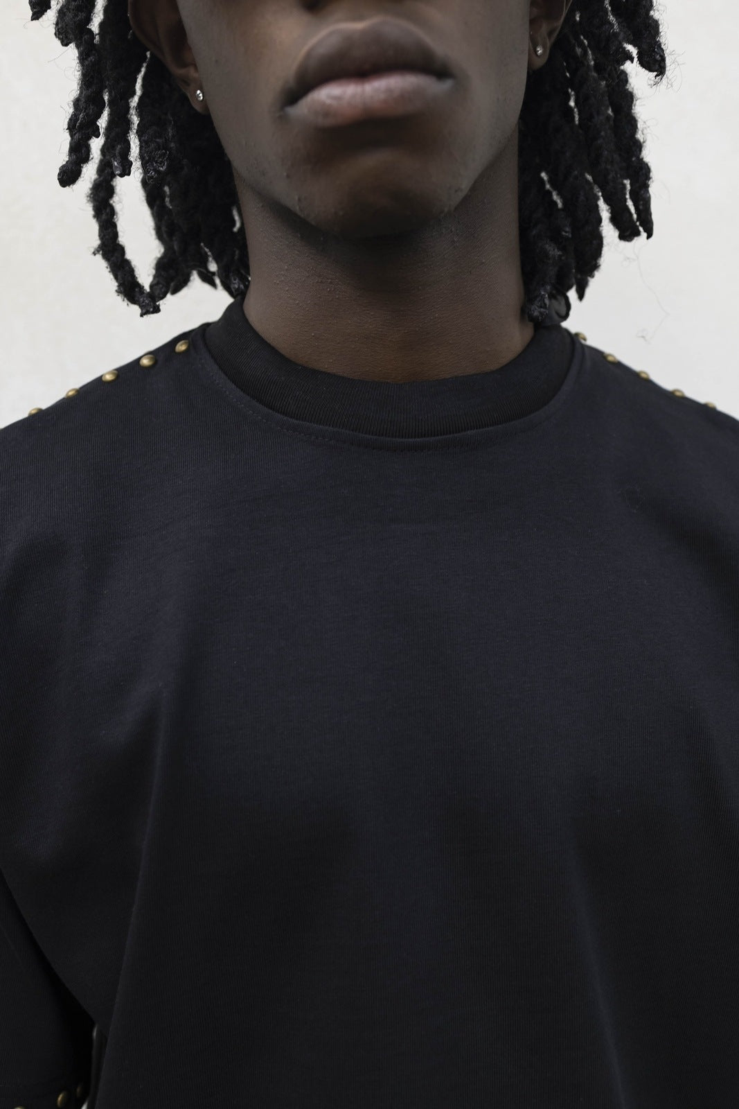 T-shirt crop borchie ott black present day