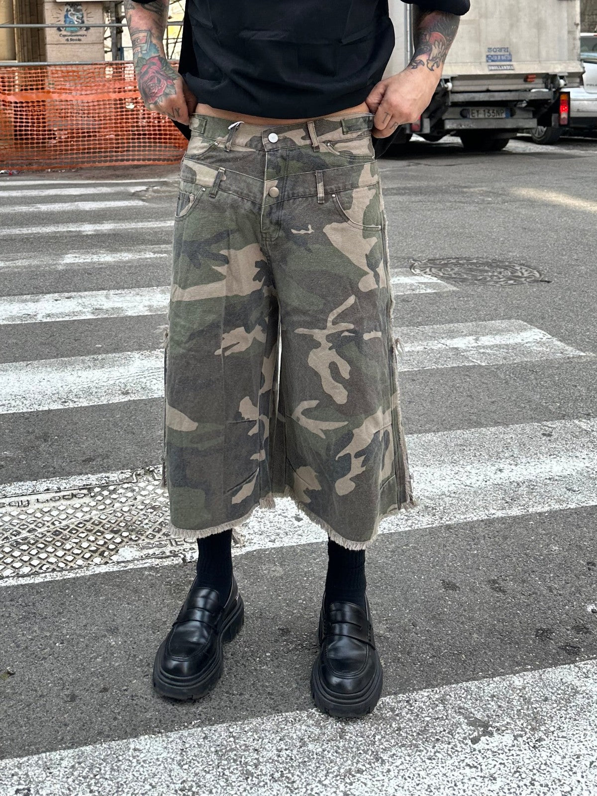 Camou jorts essential