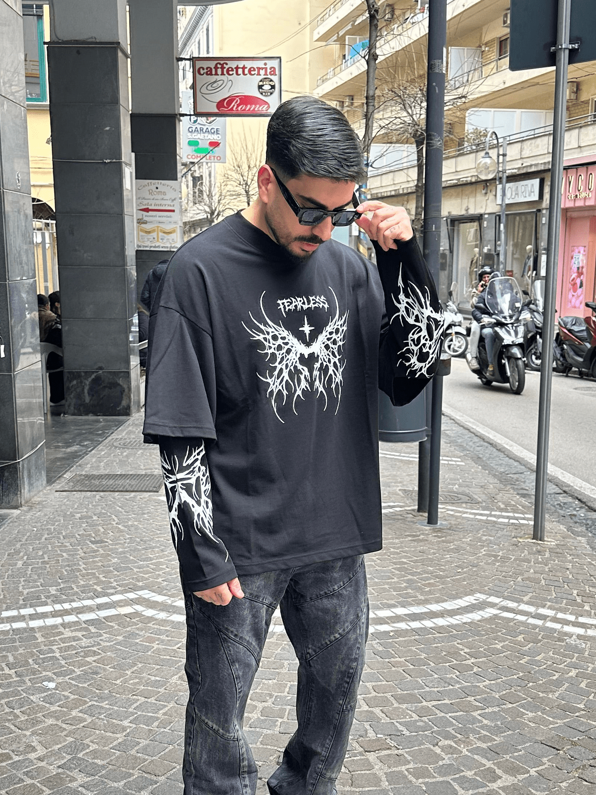 Long sleeve fearless black