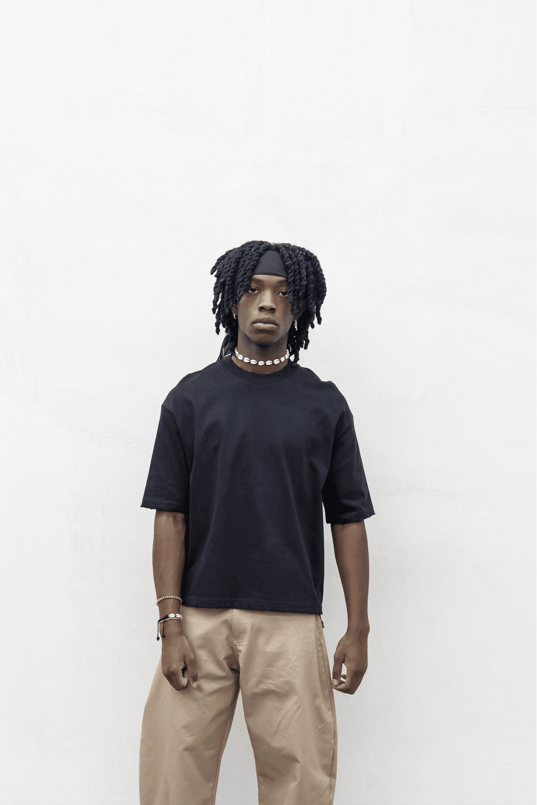 T-shirt crop black present day