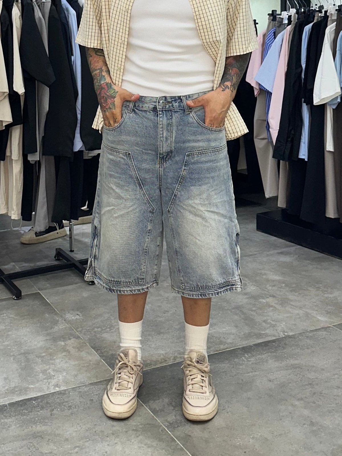 Denim jorts carpenter sand