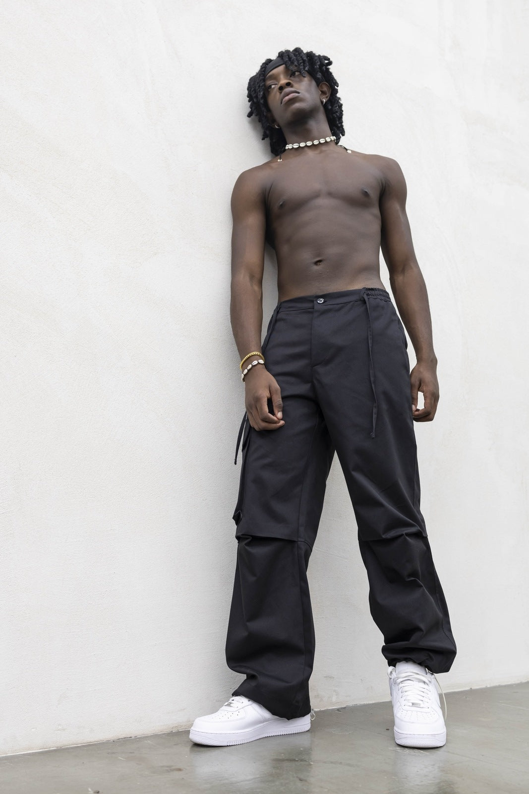 Semi Cargo Laces Black Present Day