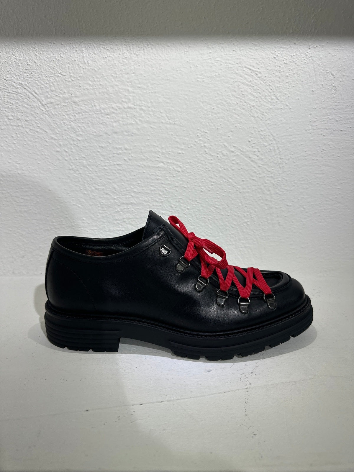 Ingegnere hook black