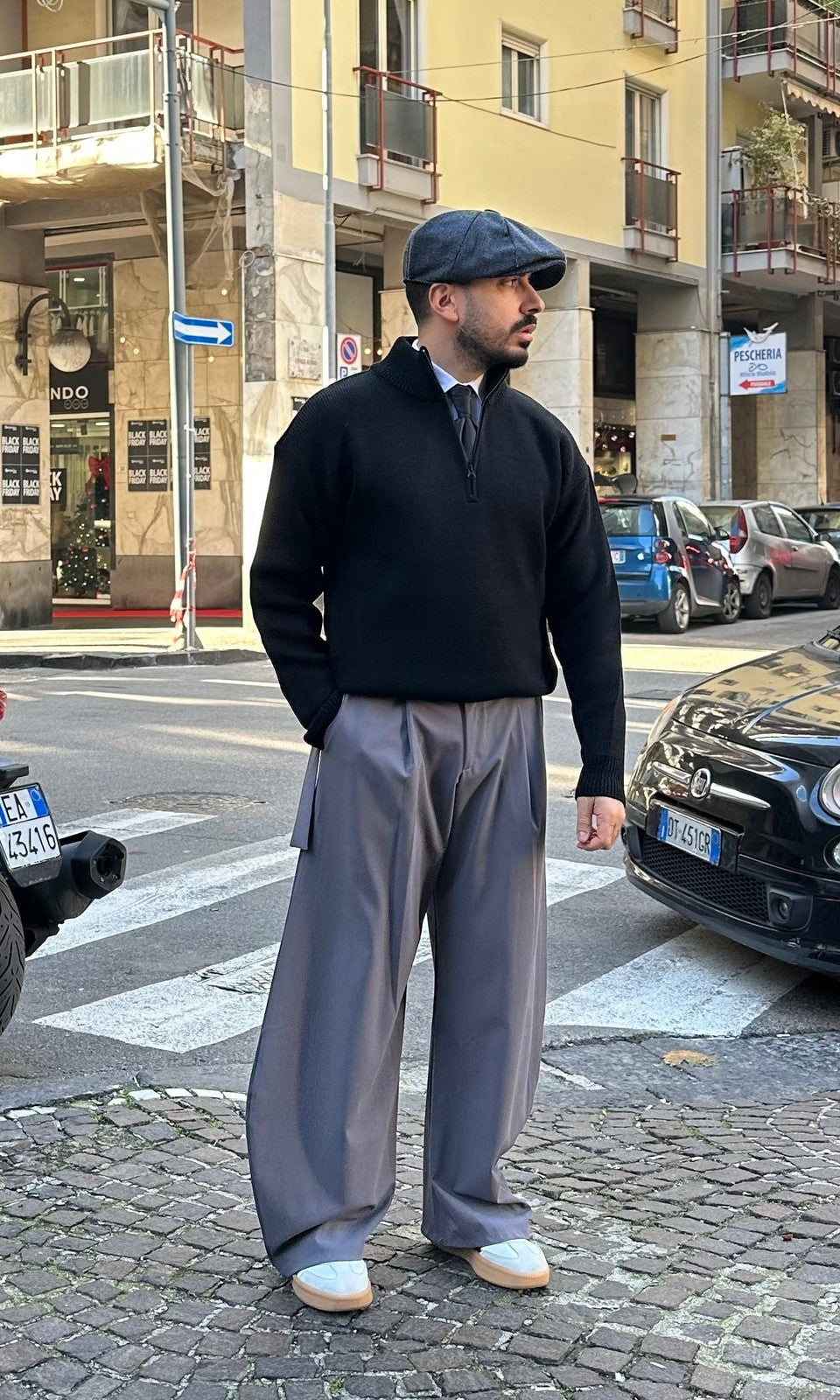 Pull mezza zip black