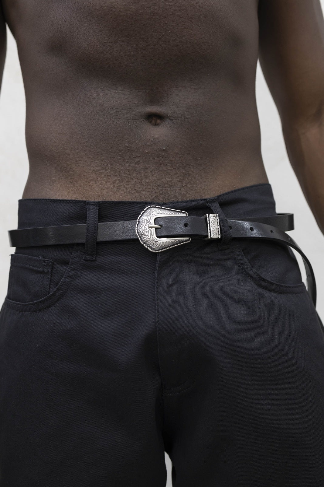 Panta Baloon Black Present Day