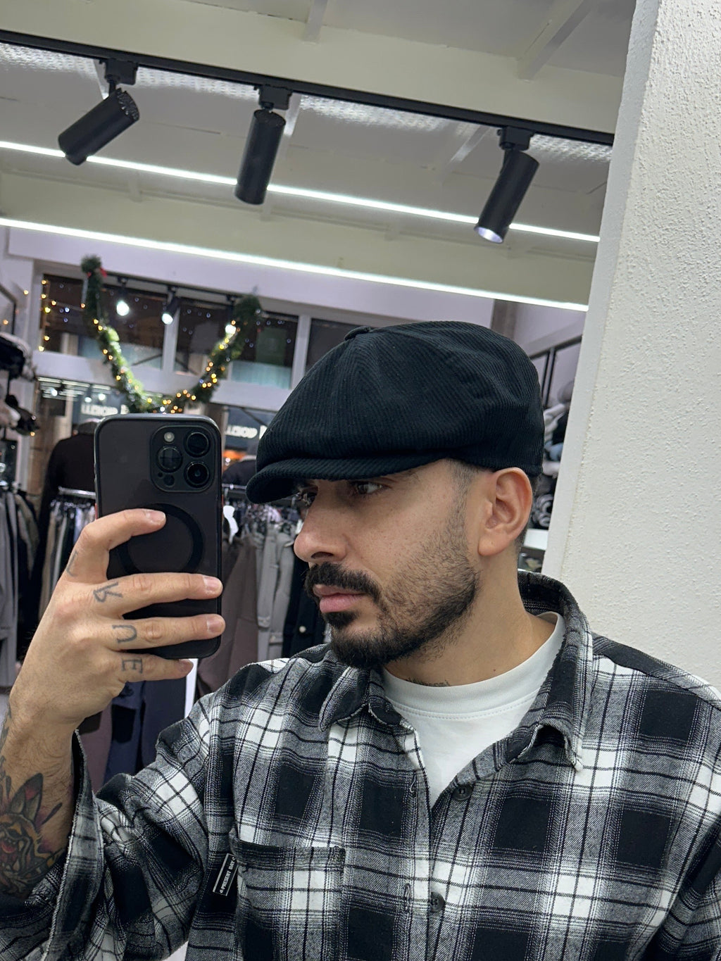 Coppola irlandese a coste nera