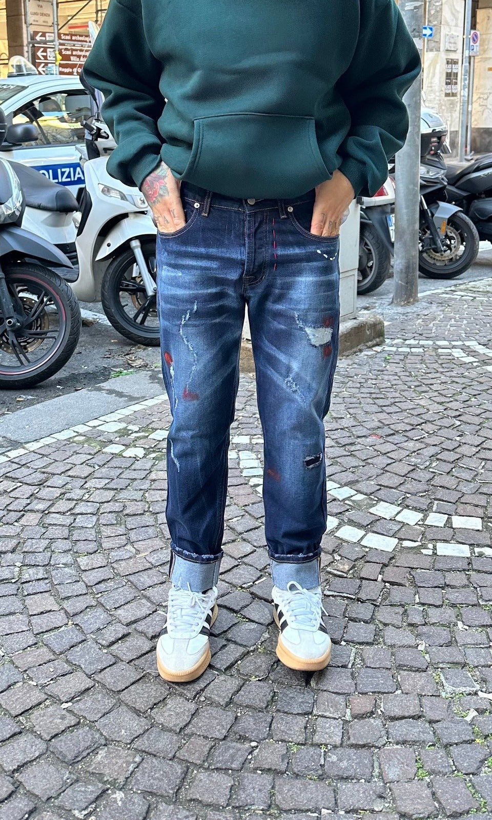 Denim carrot fit embroidery blu Passion