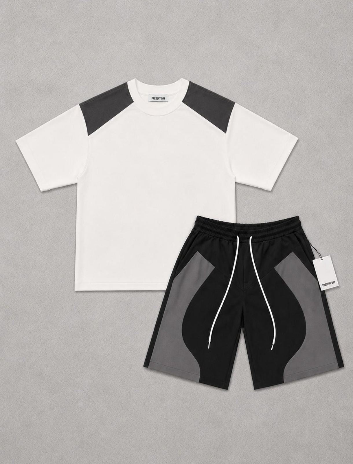 Coord compact black/white Present