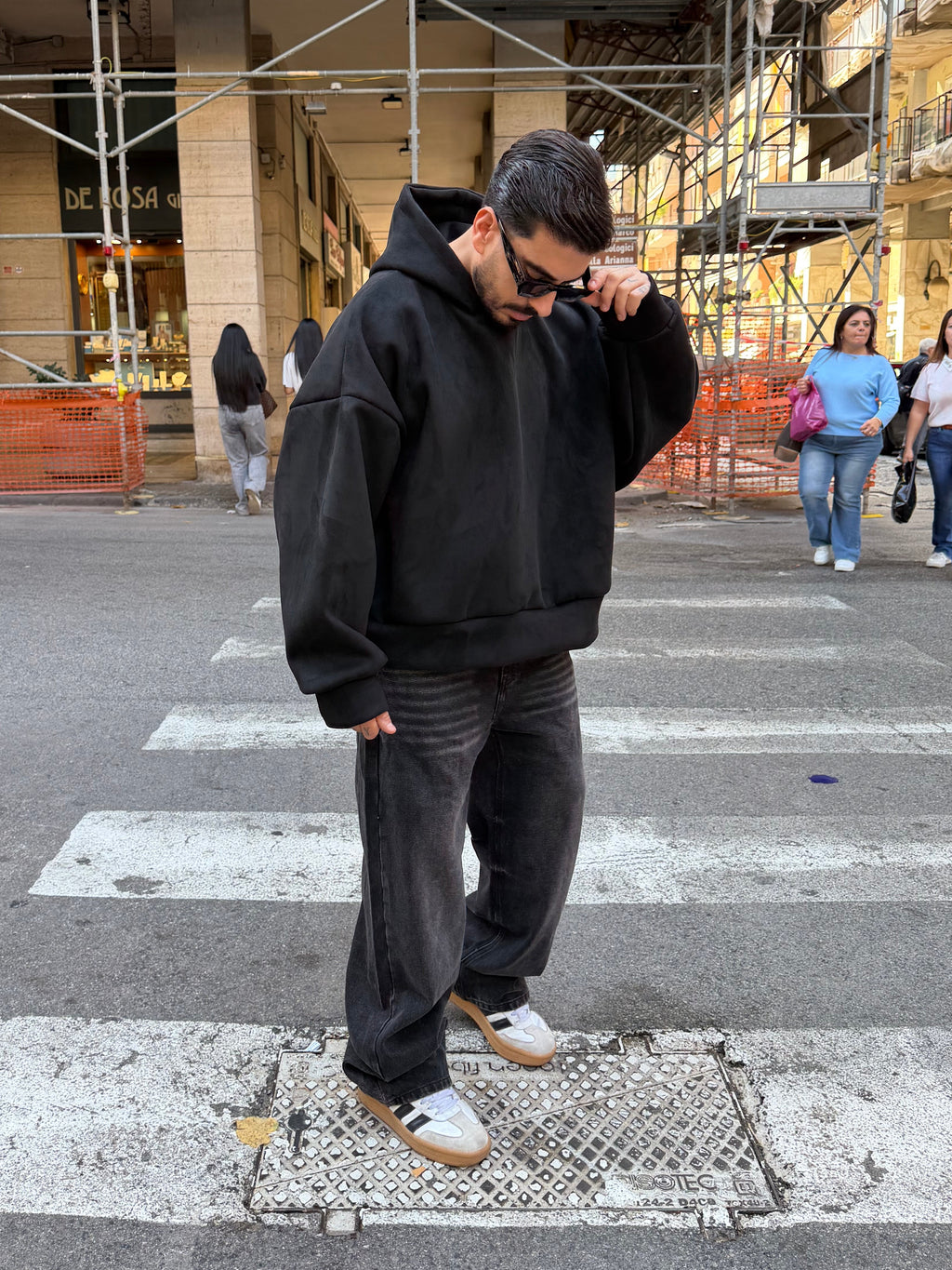 Hoodie scuba/camoscio black Present day