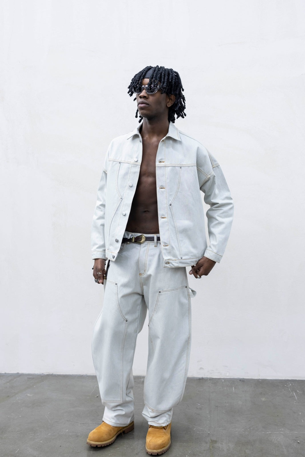 Coordinato denim carpenter present day