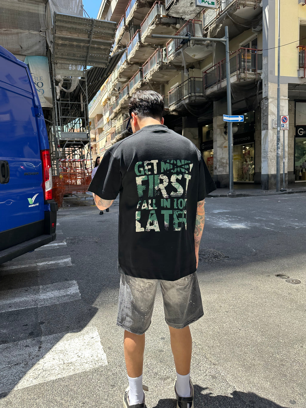 T-shirt premium money black