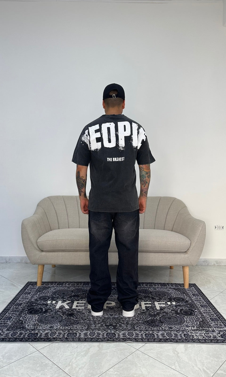 T-shirt people dark grey