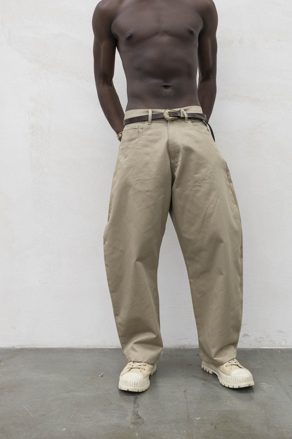 Panta Ballon Beige Present Day