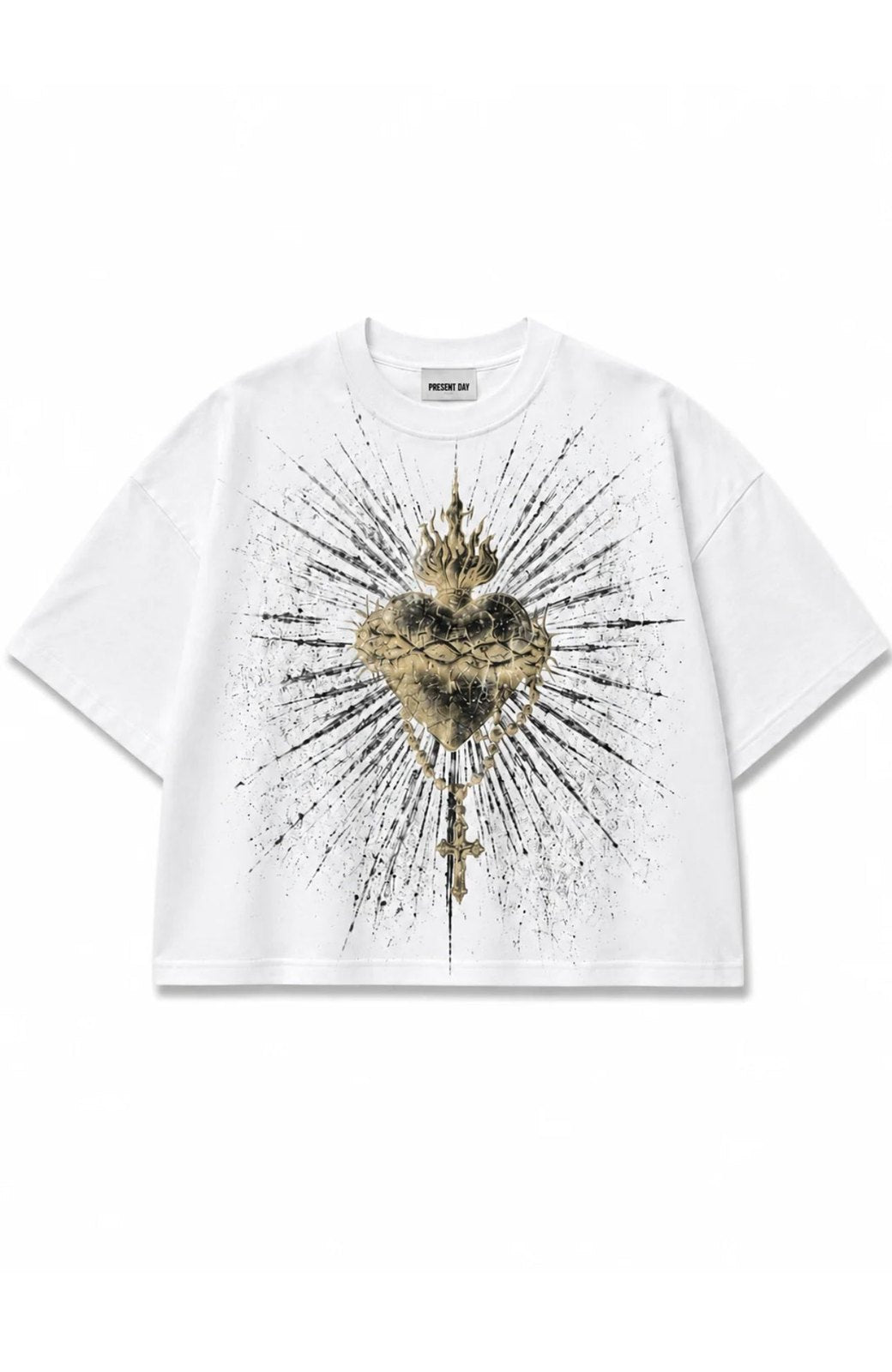 Tee Crop sacred white Present day