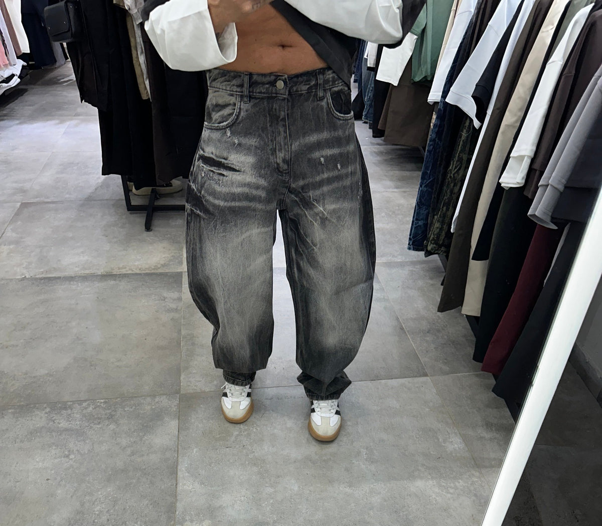 Denim baloon smoke present day