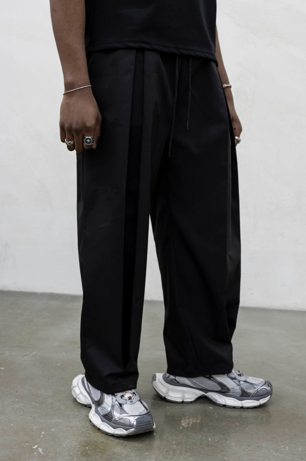 Deep pence 2.0 black present day