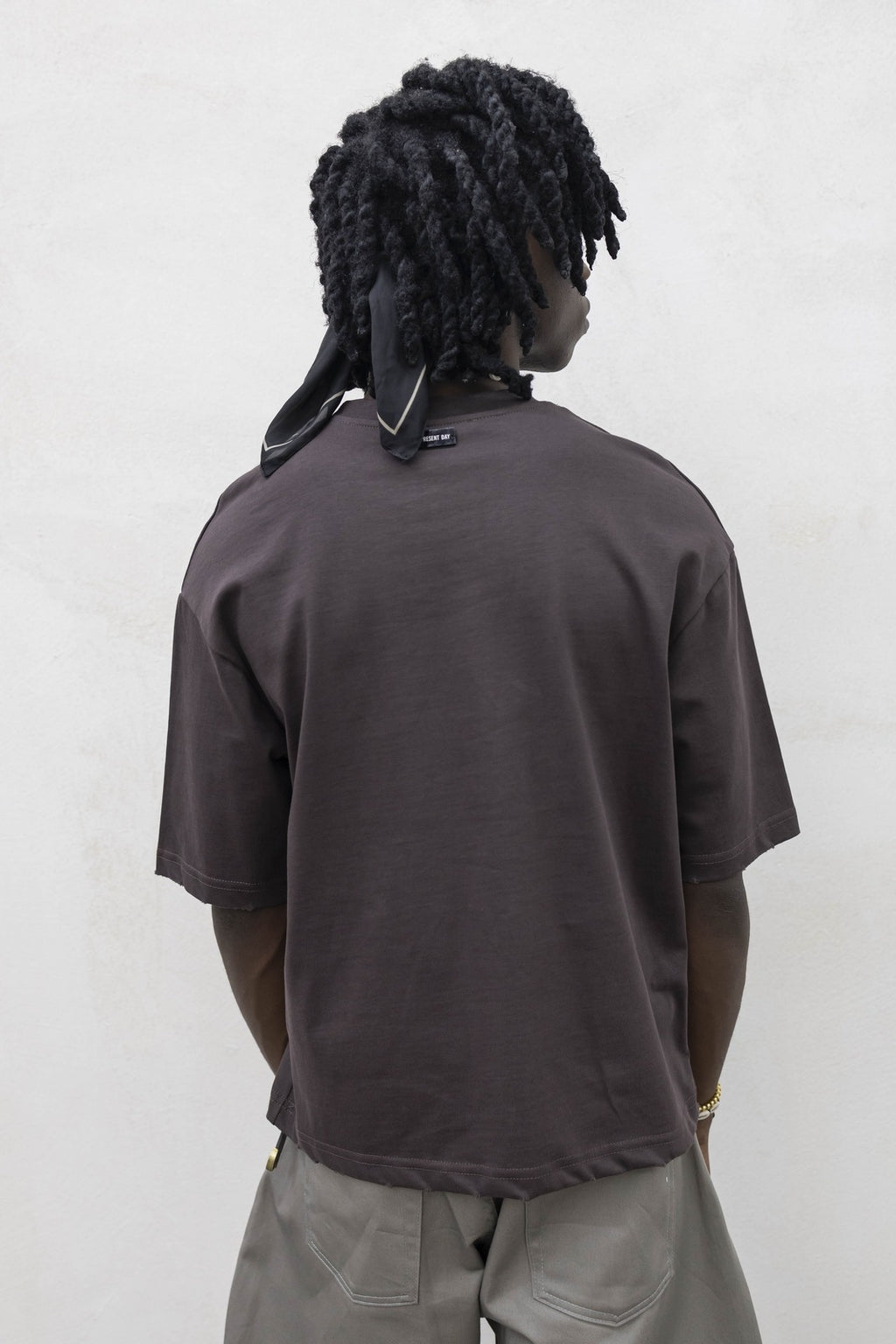 T-shirt crop brown present day