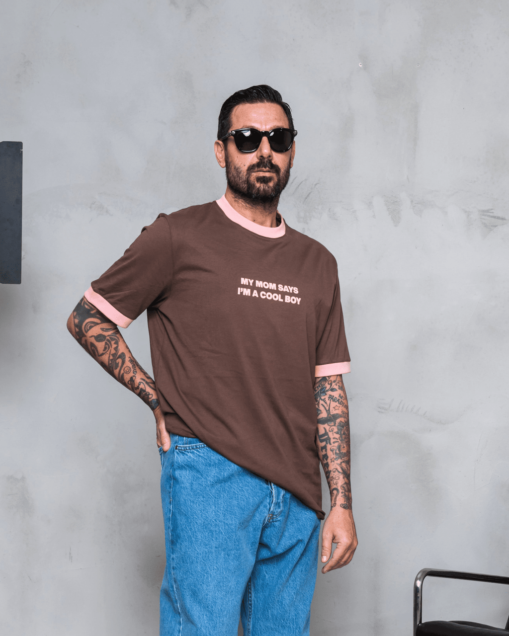 T-shirt 90,s brown/pink minimal