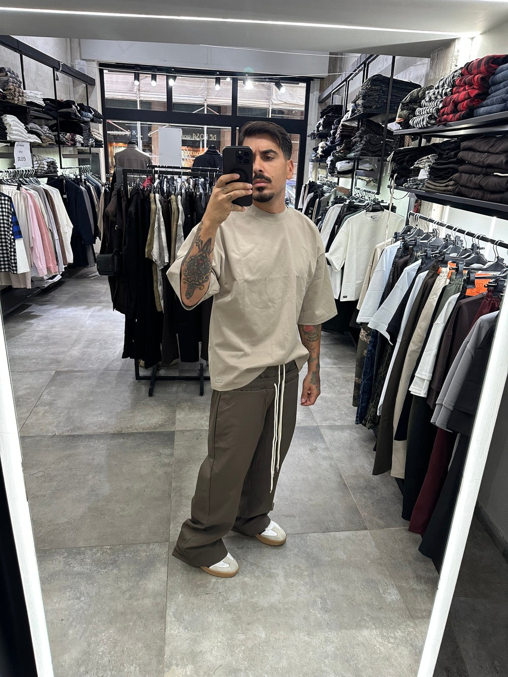 Tee rival P.milano sabbia present day