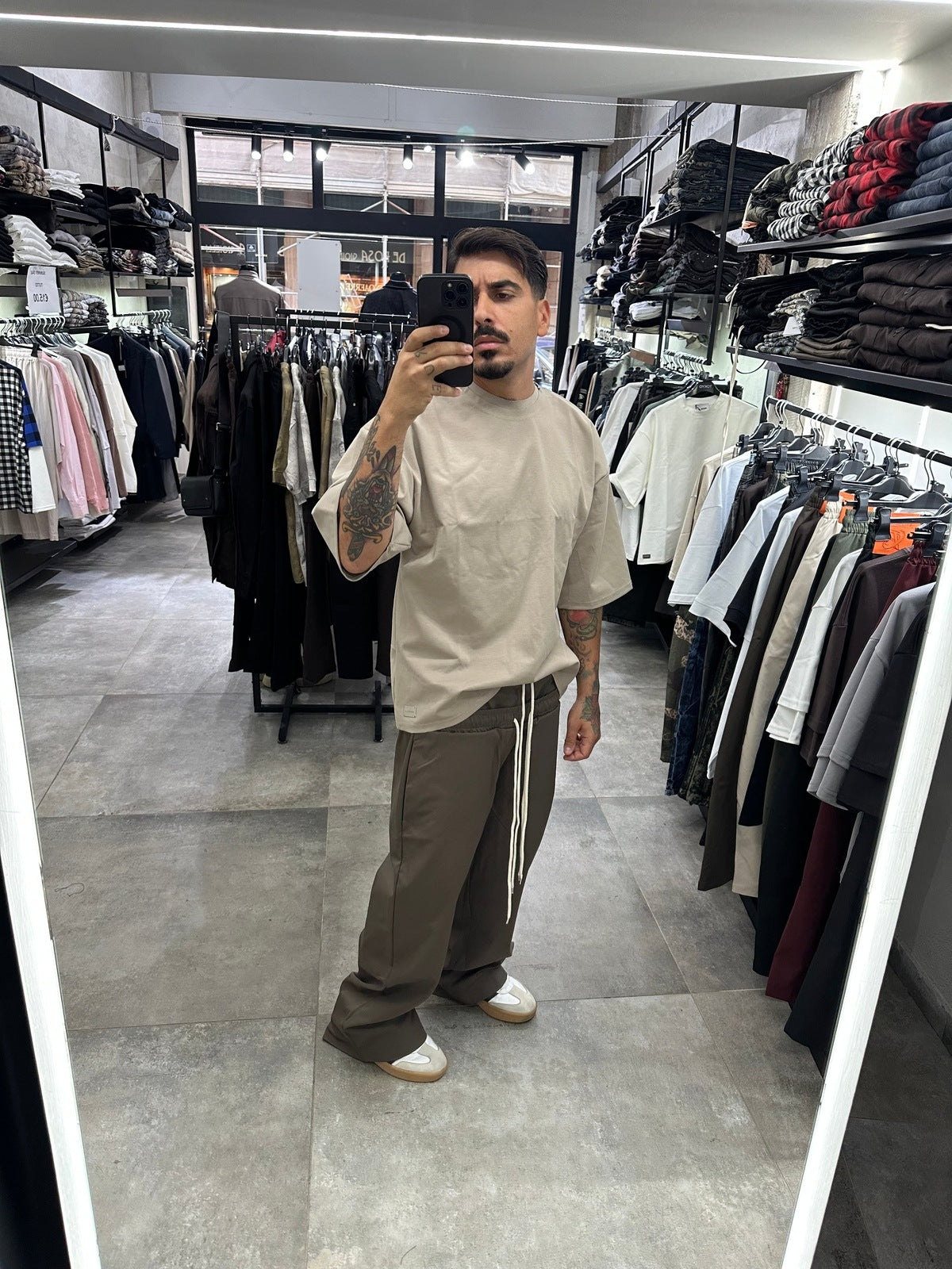 Tee rival P.milano sabbia present day