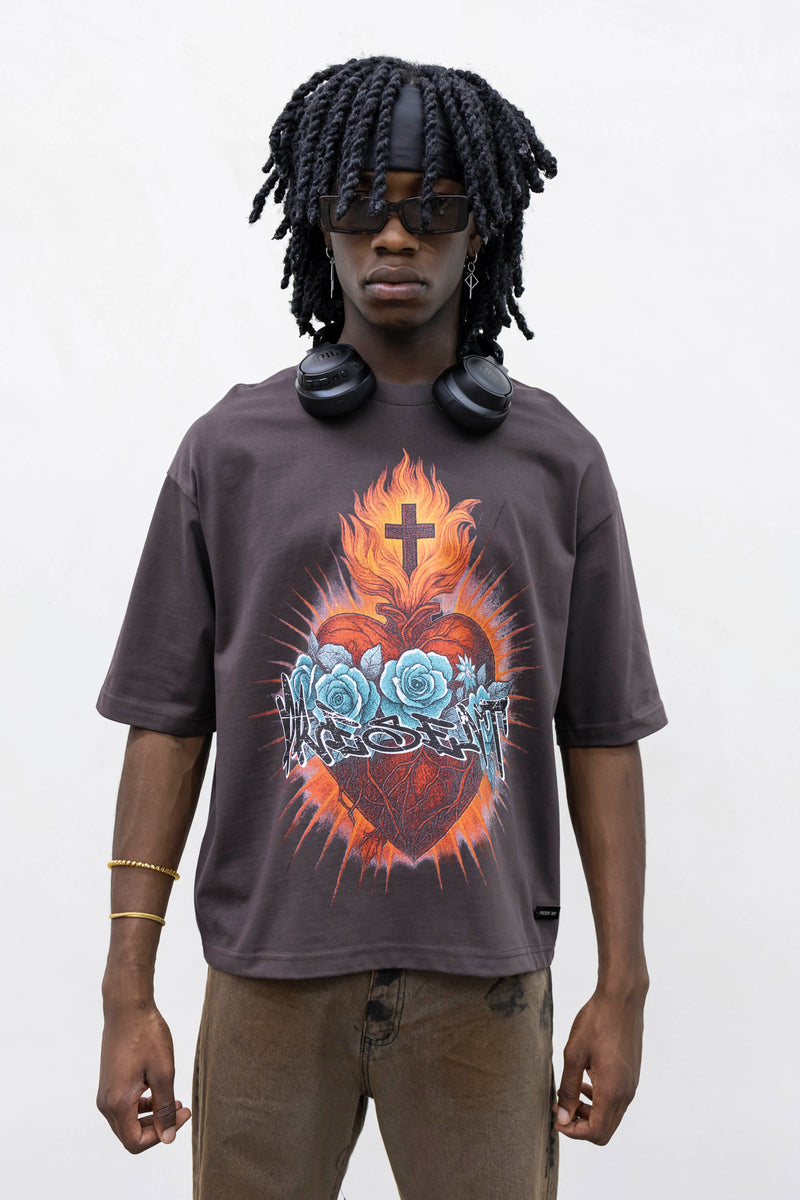 T -shirt sacred heart brown present day