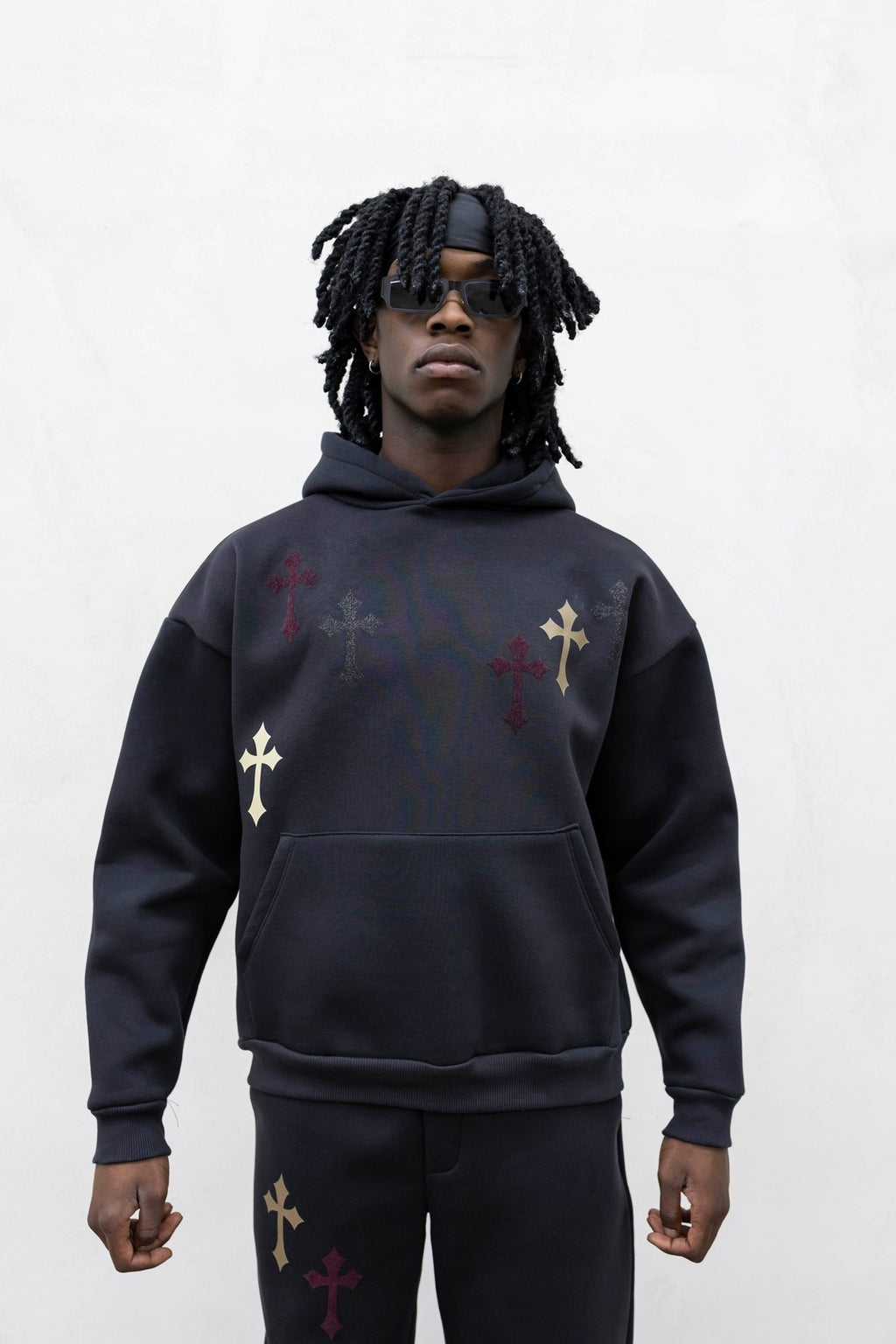 Tracksuit crosses black