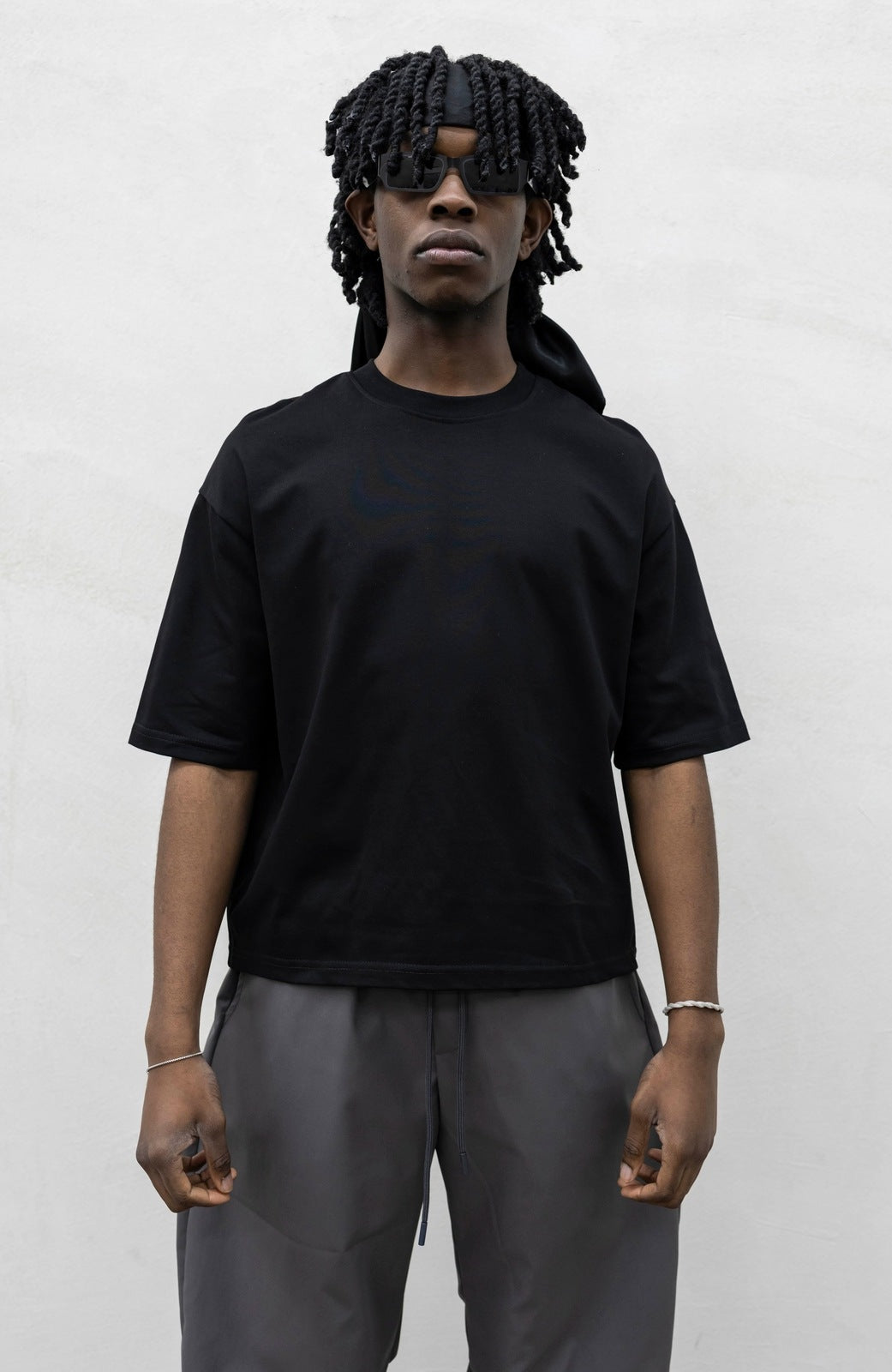 T shirt crop black present day