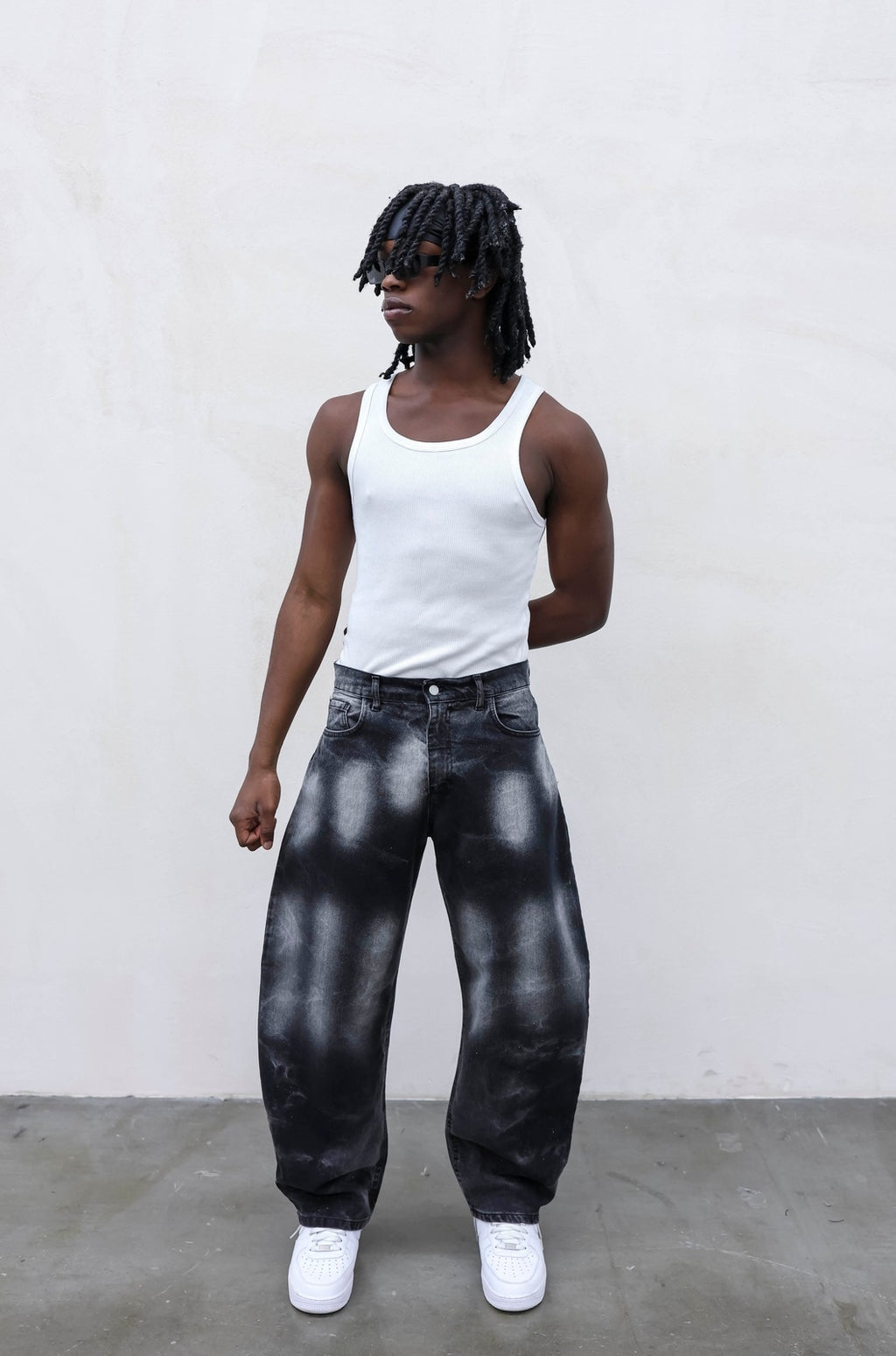 Denim baloon black wash white