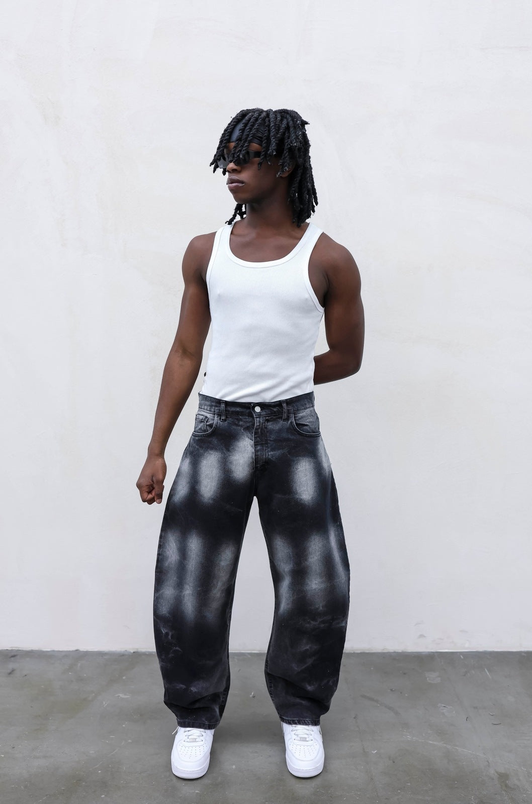 Denim baloon black wash white