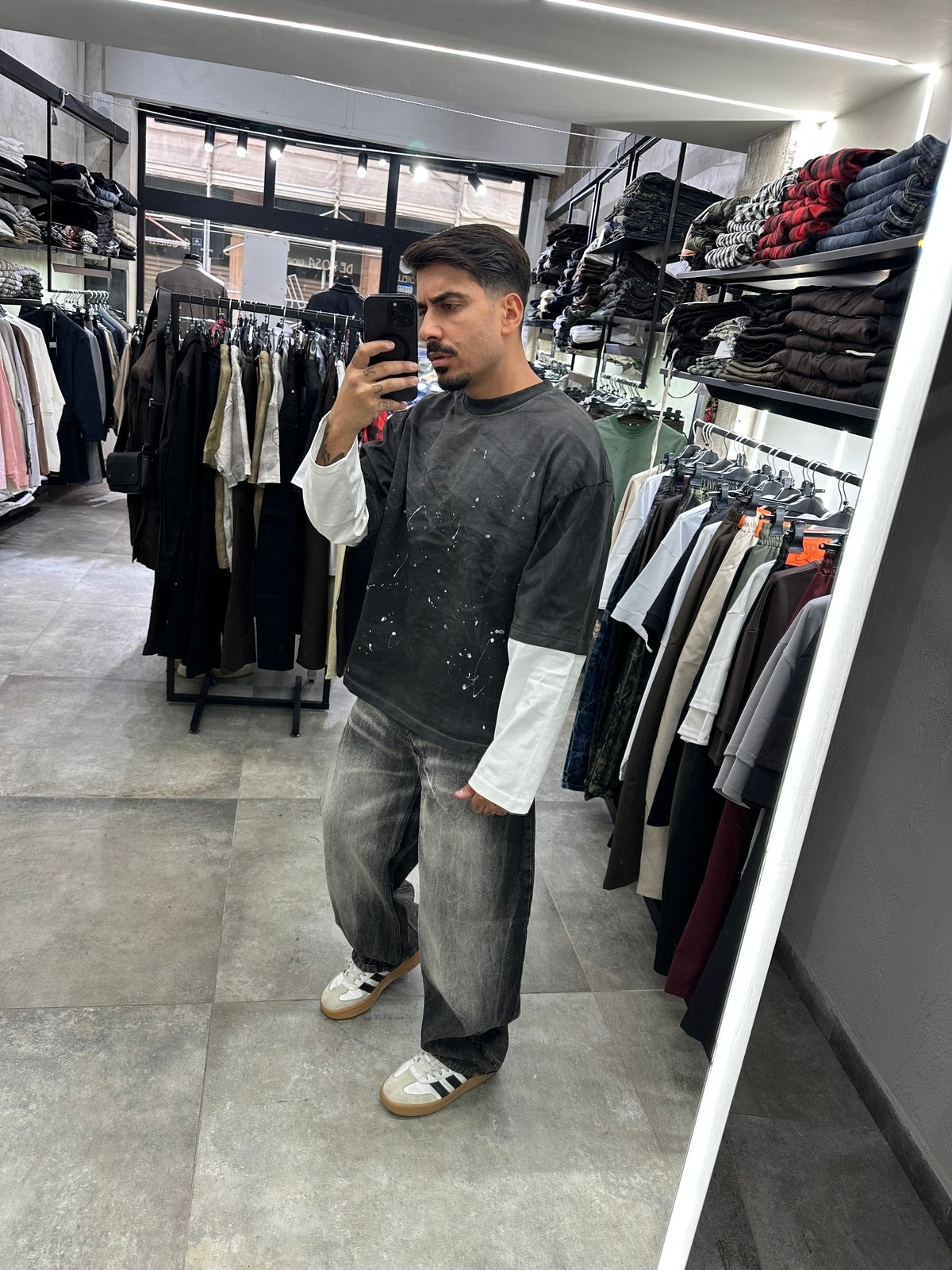Double sleeve wash black
