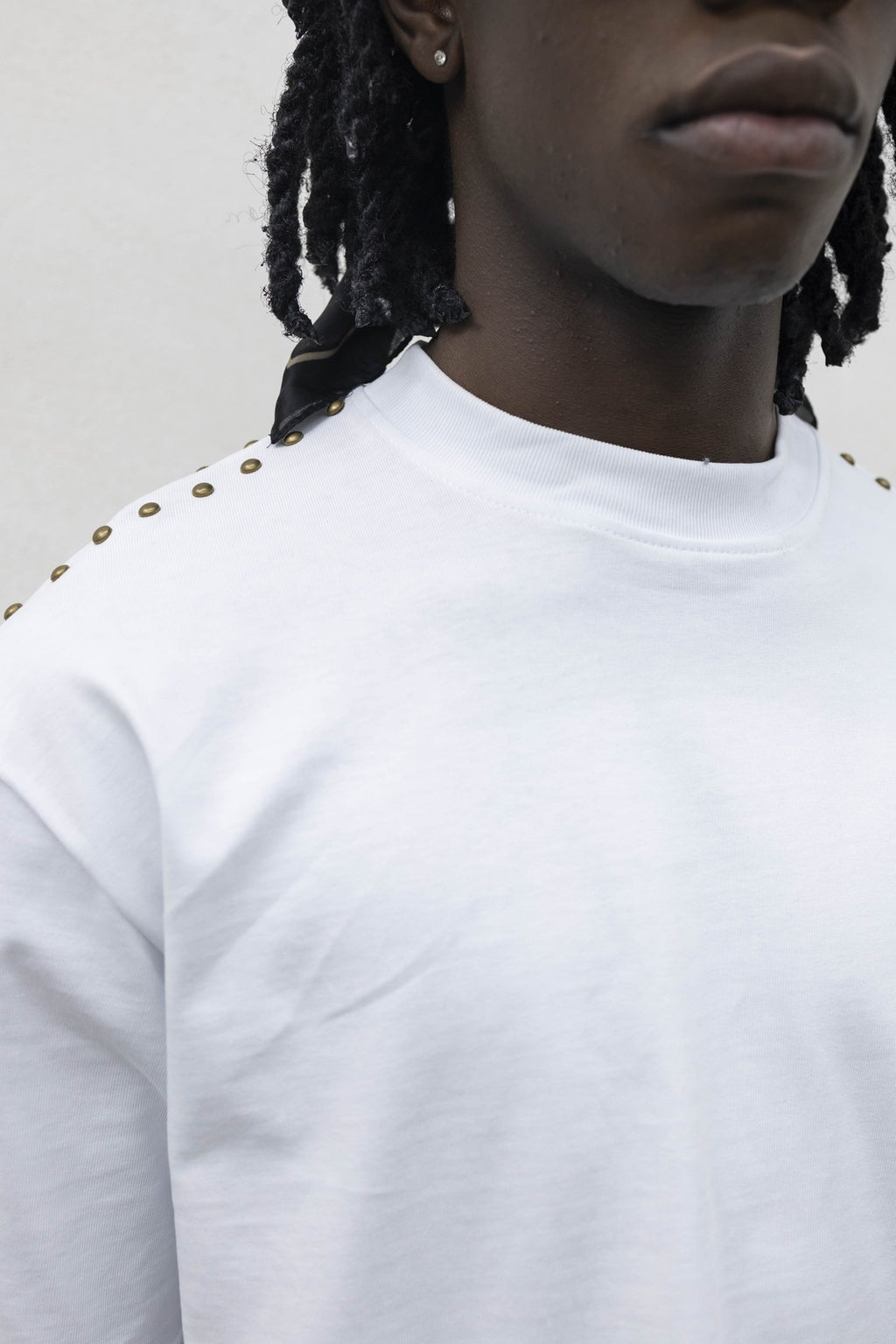 T-shirt crop borchie ott white present day