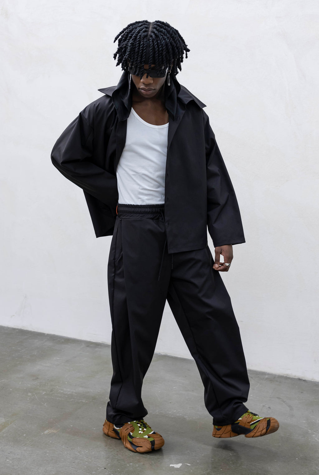 Coordinato japan black present day