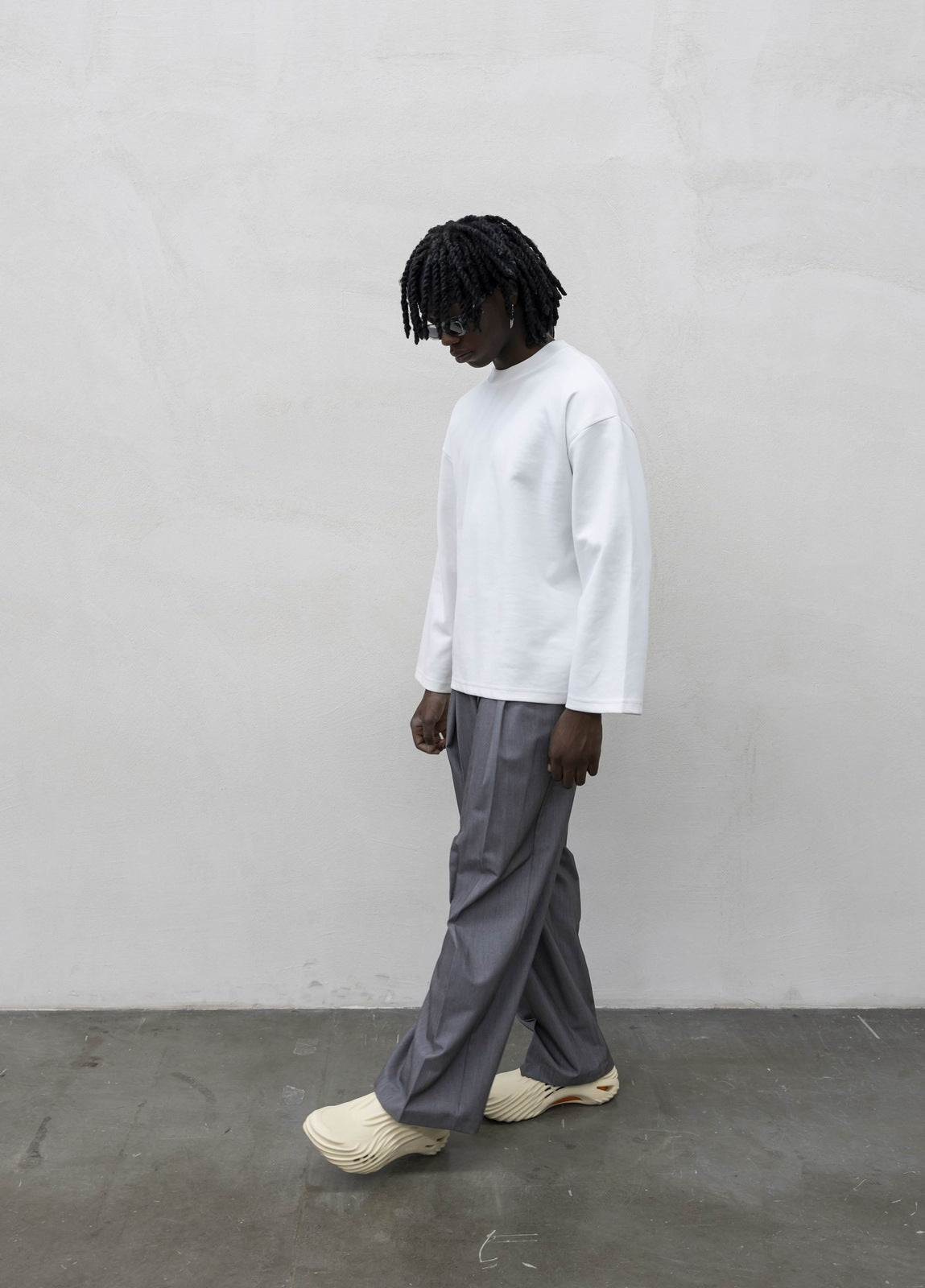 T-shirt long sleeve white present day