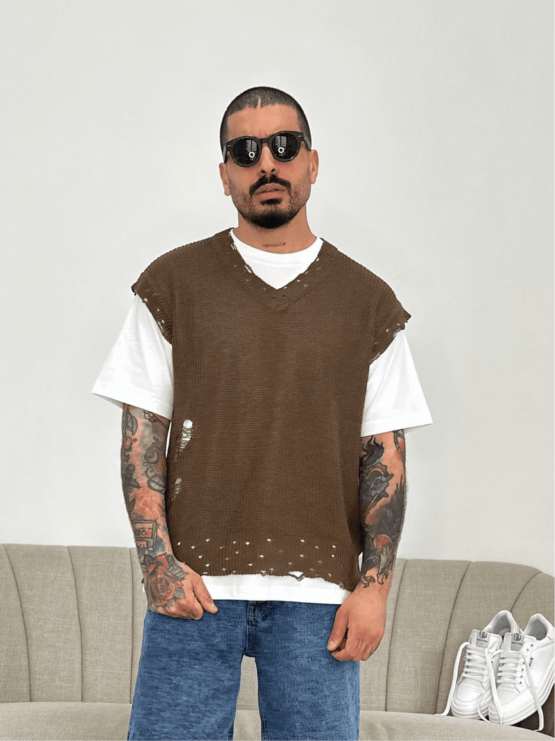 Maglia in filo smanicata dark coffee