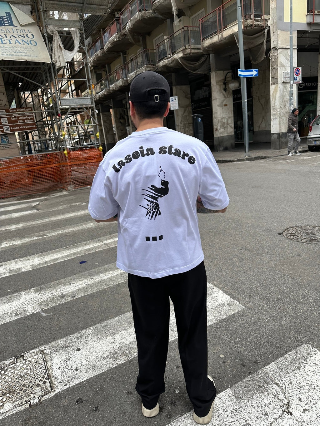 T shirt lascia stare white all or Nothing