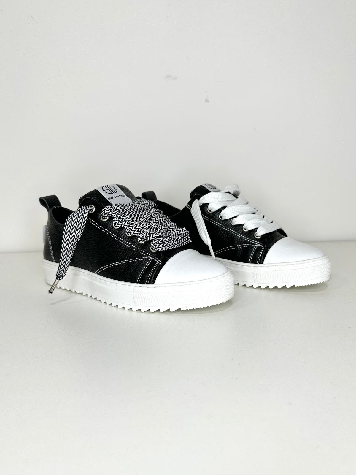 SLV APOCALYPSE black