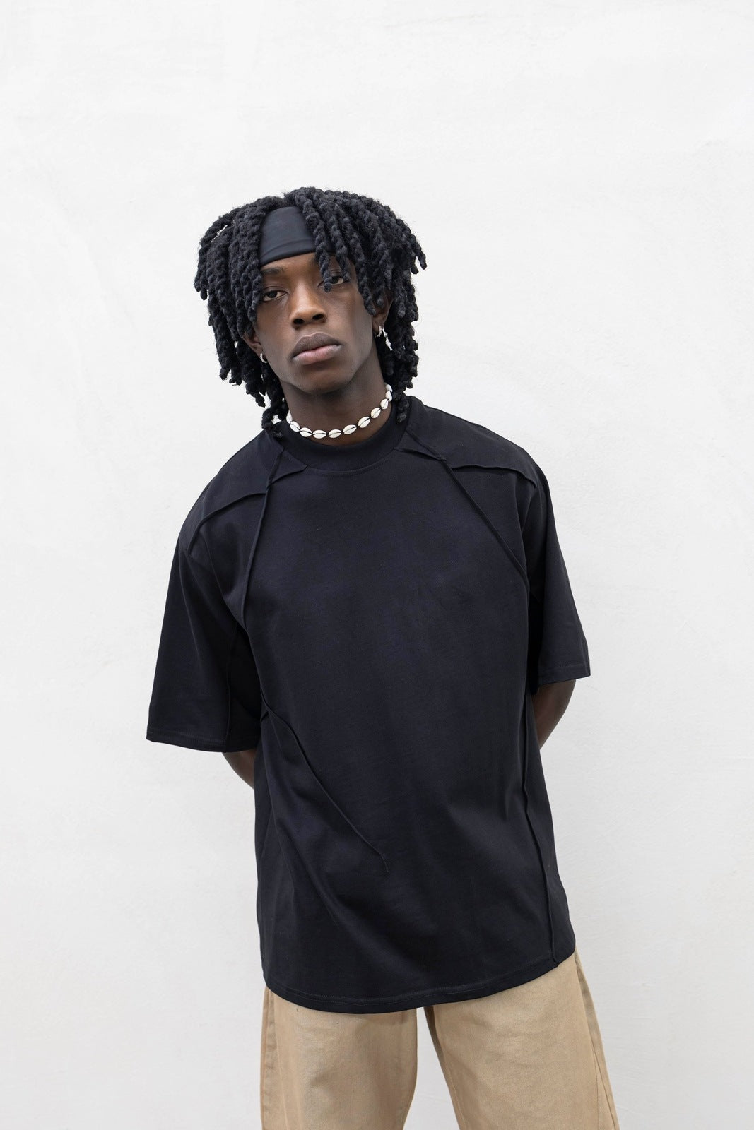 T-Shirt Ripped Black Present Day